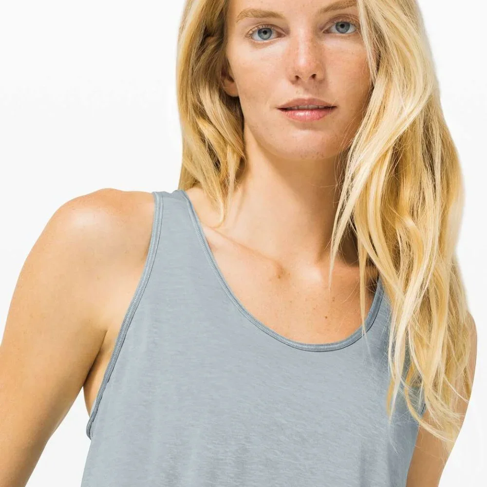 Lululemon Essential Tank *Pleated Blue Cast Size 10 - Picture 6 of 9